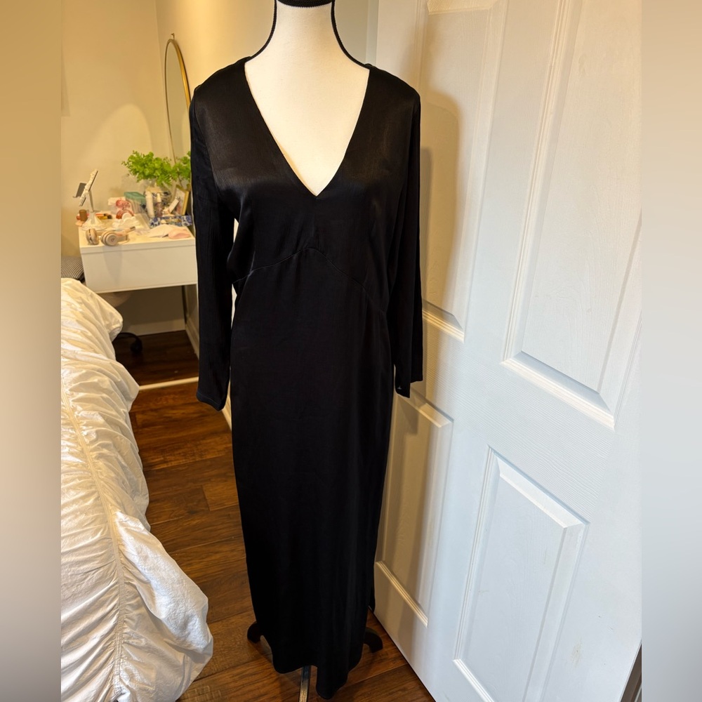 Smash + Tess Black Long Sleeve V Neck Maxi Dress Size M Made in Canada